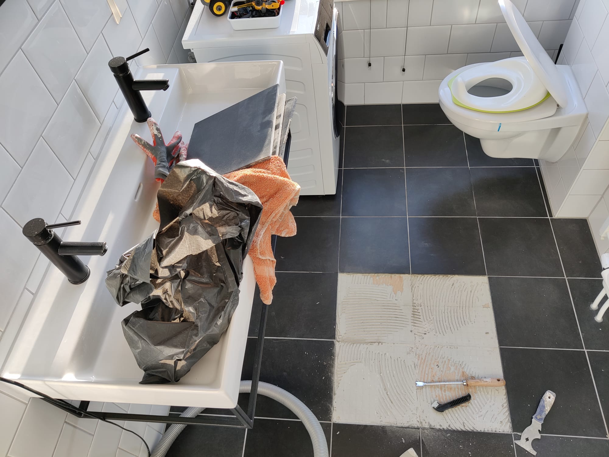 Badkamer tijdens verbouwing